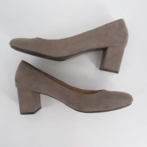Chinese Laundry Taupe Block Heel Shoes 7.5